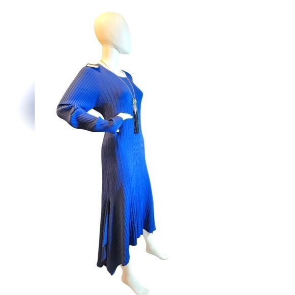 St. JOHN - Picture 3 of 8